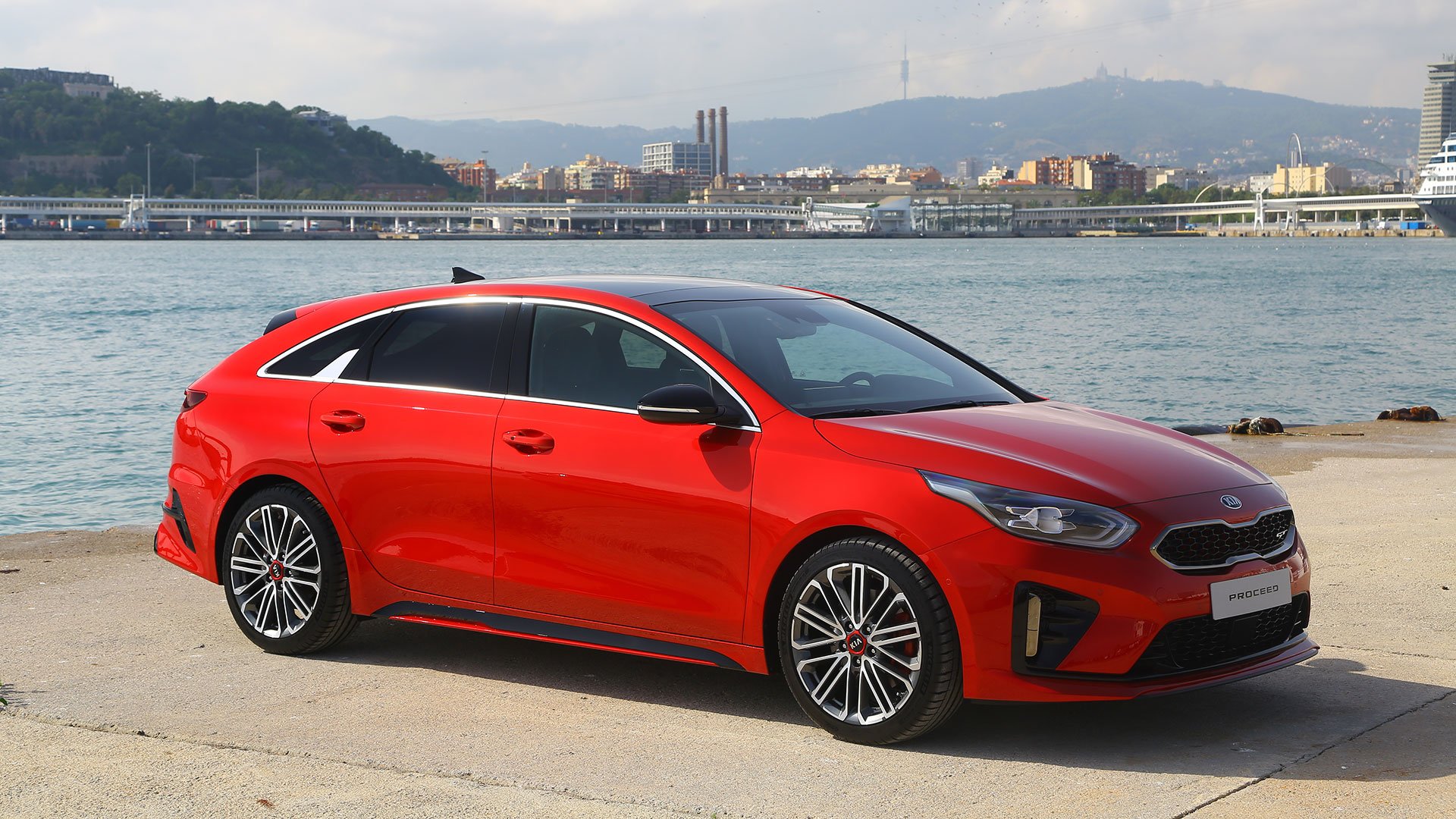 Kia unveils the ProCeed, a sporty fivedoor shooting brake AutoTrader
